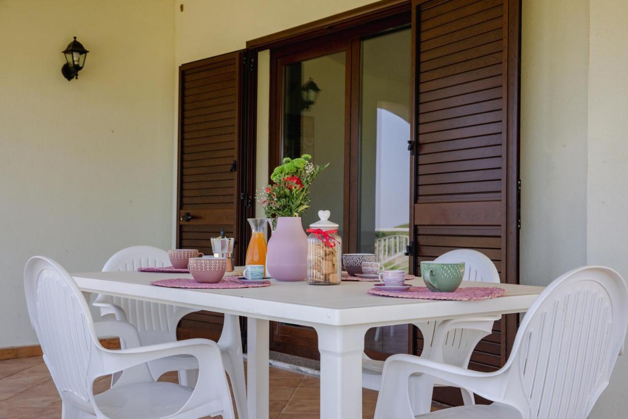 Residenze Pedrame Villa Budoni Buitenkant foto