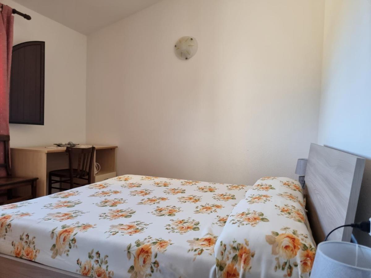 Residenze Pedrame Villa Budoni Buitenkant foto